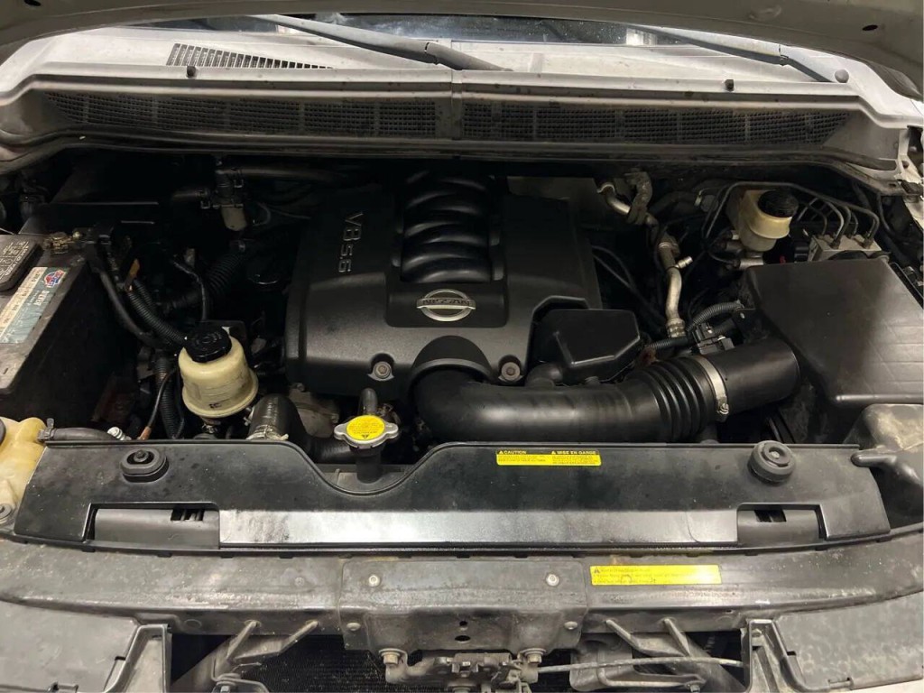 2004 Nissan Titan Image 17