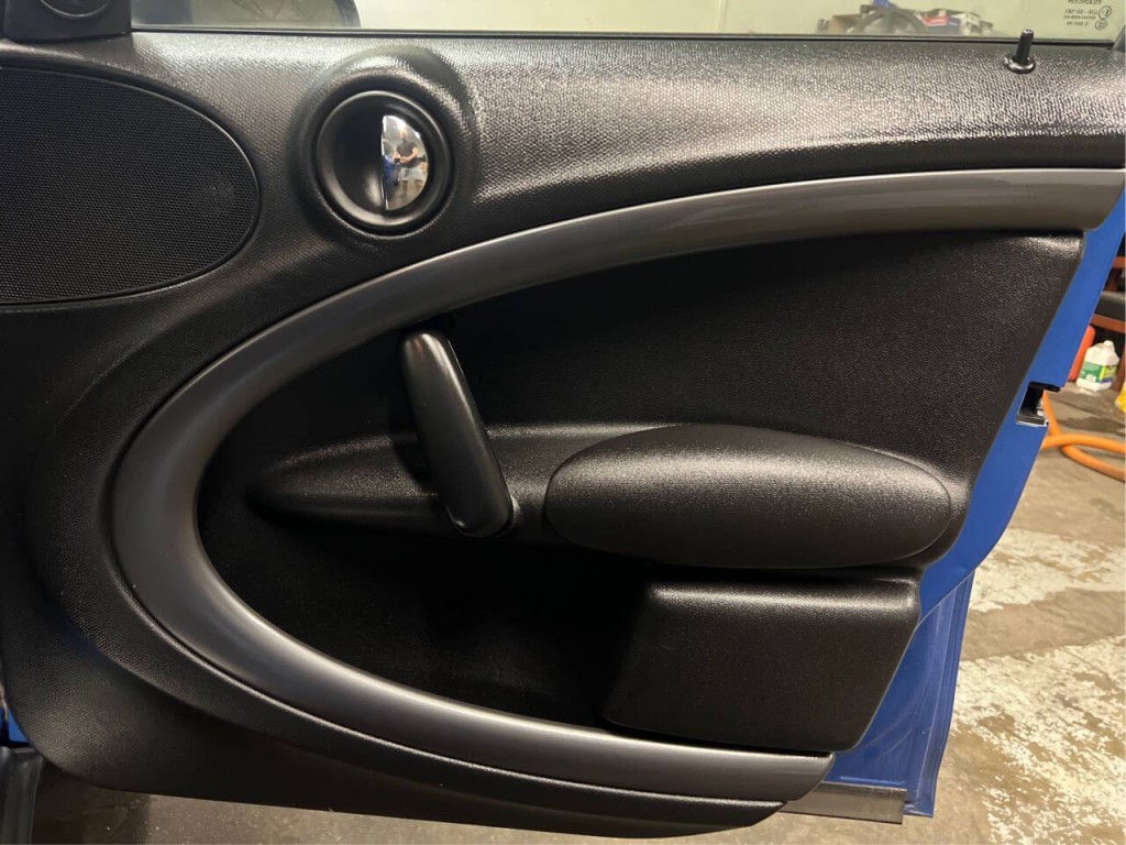 2012 MINI Countryman Image 20