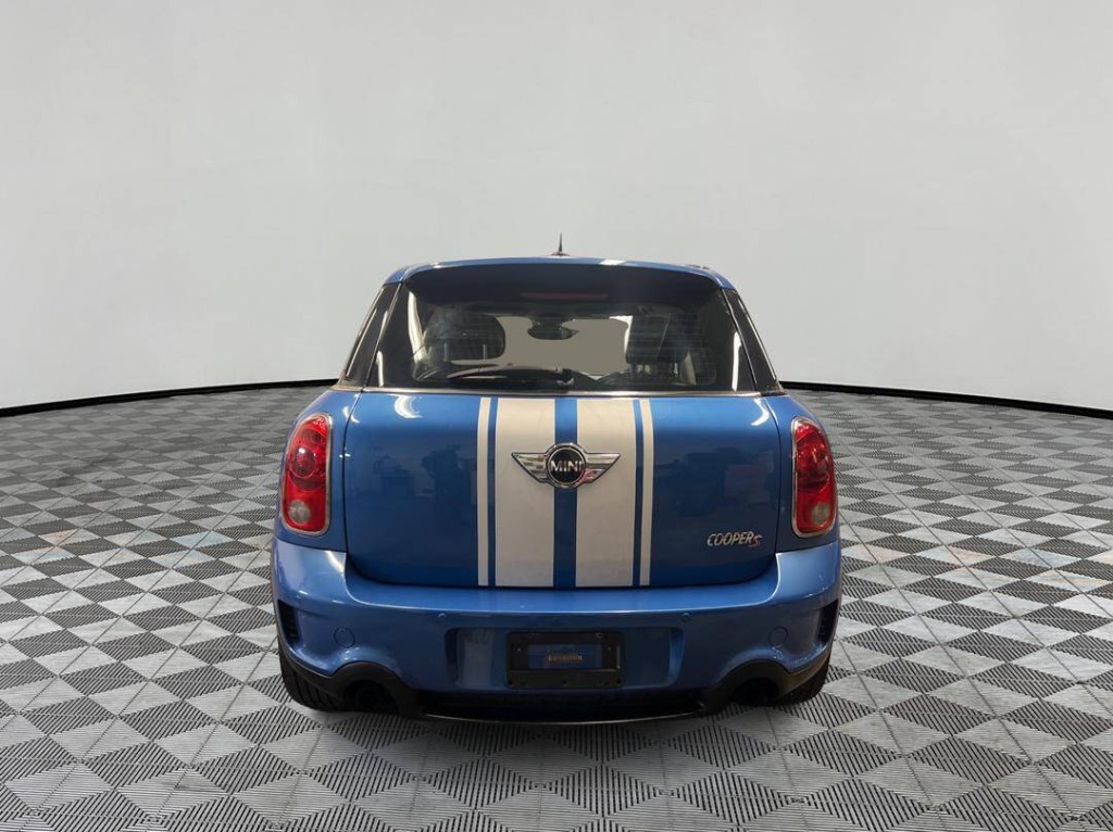 2012 MINI Countryman Image 3