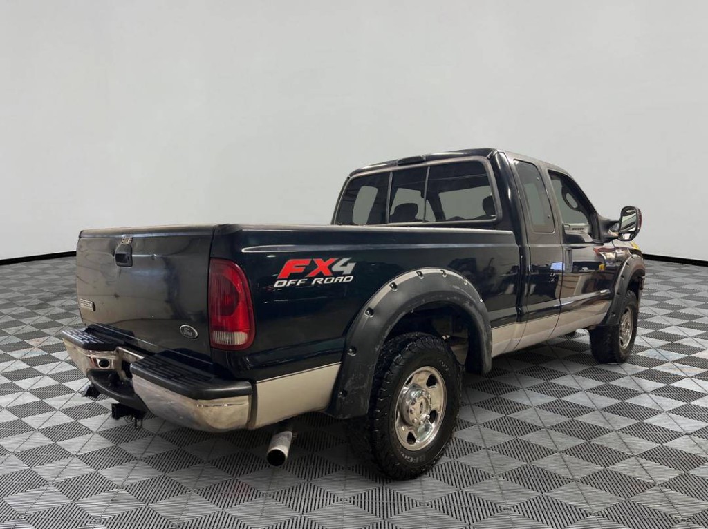 2006 Ford F-250 Image 2