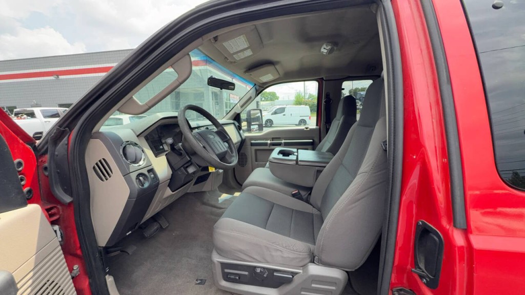 2009 Ford F-250 Image 11
