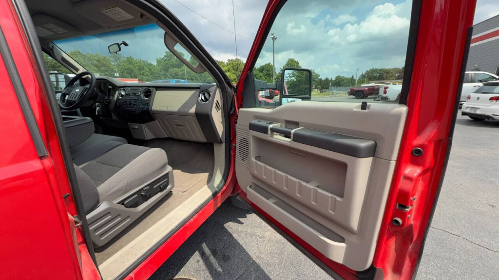 2009 Ford F-250 Image 14