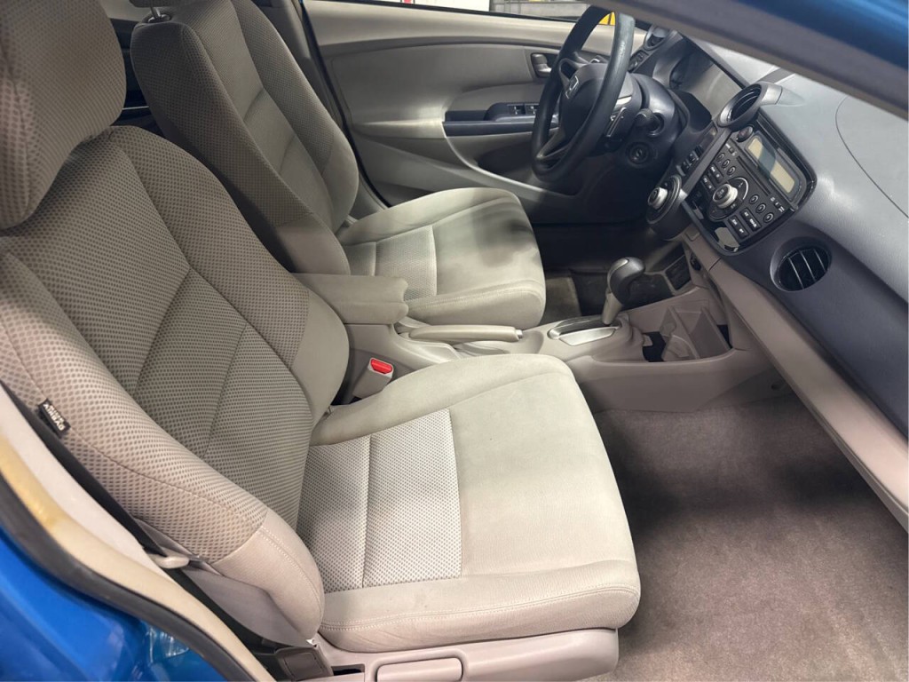 2010 Honda Insight Image 10