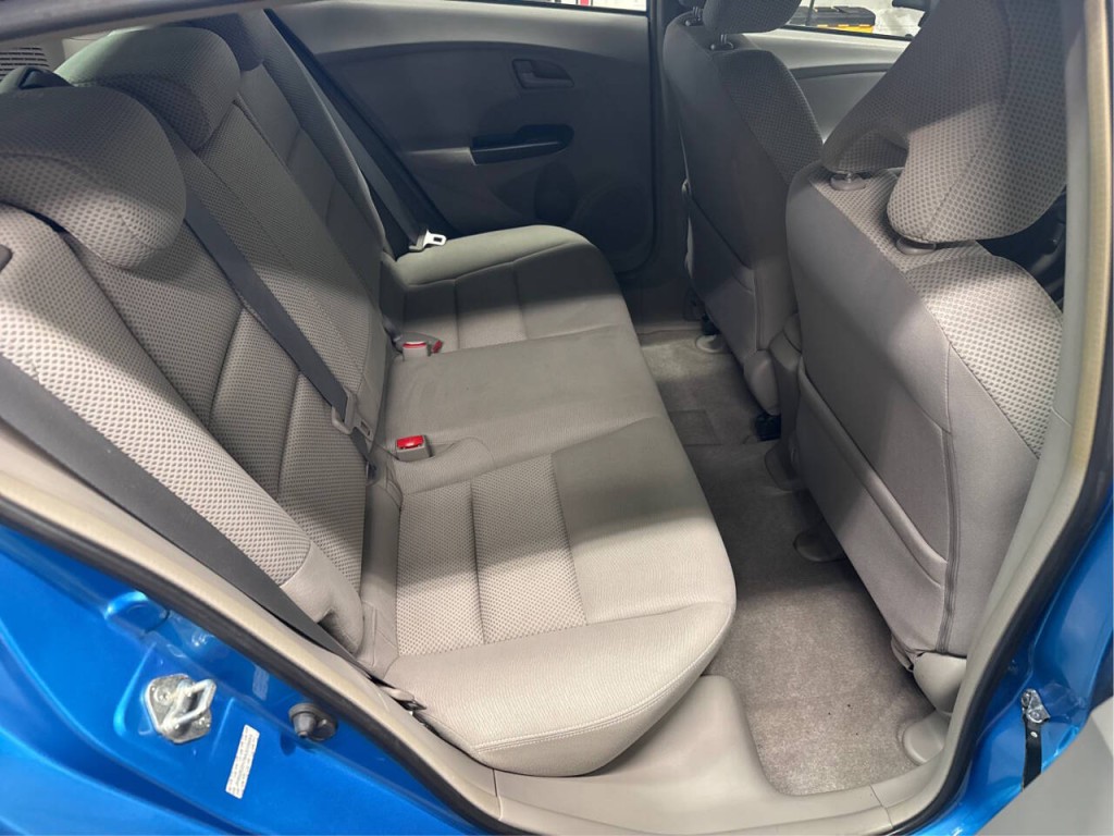 2010 Honda Insight Image 11