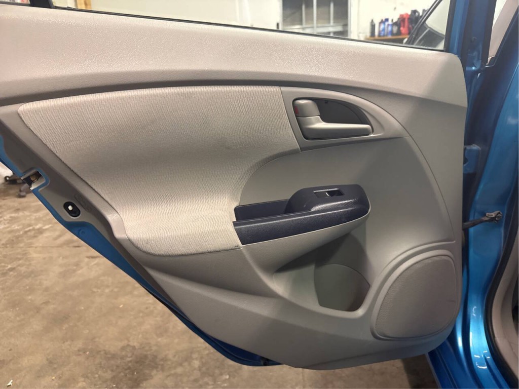 2010 Honda Insight Image 14