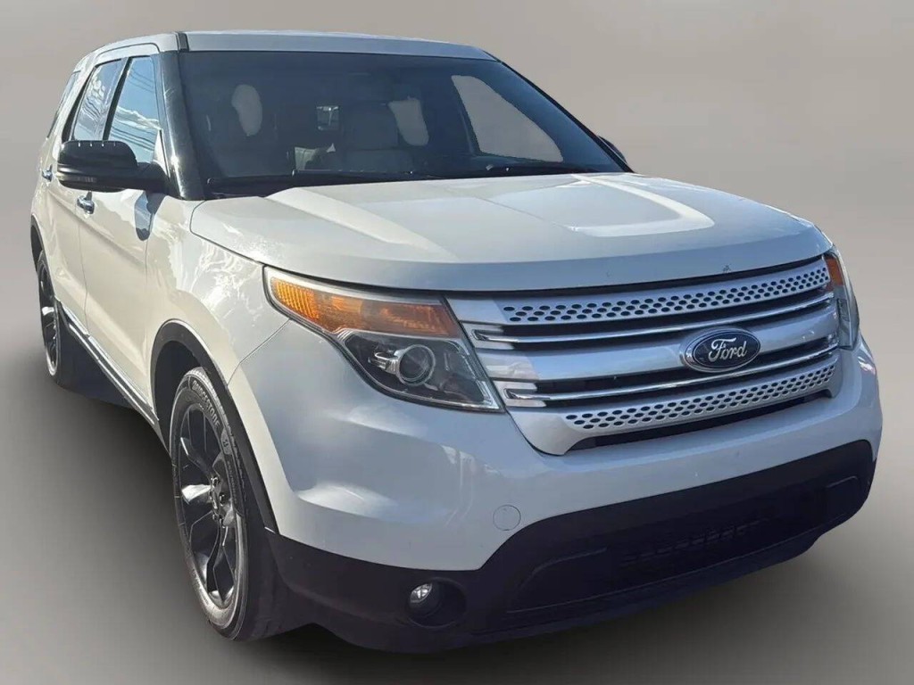 2012 Ford Explorer Image 8