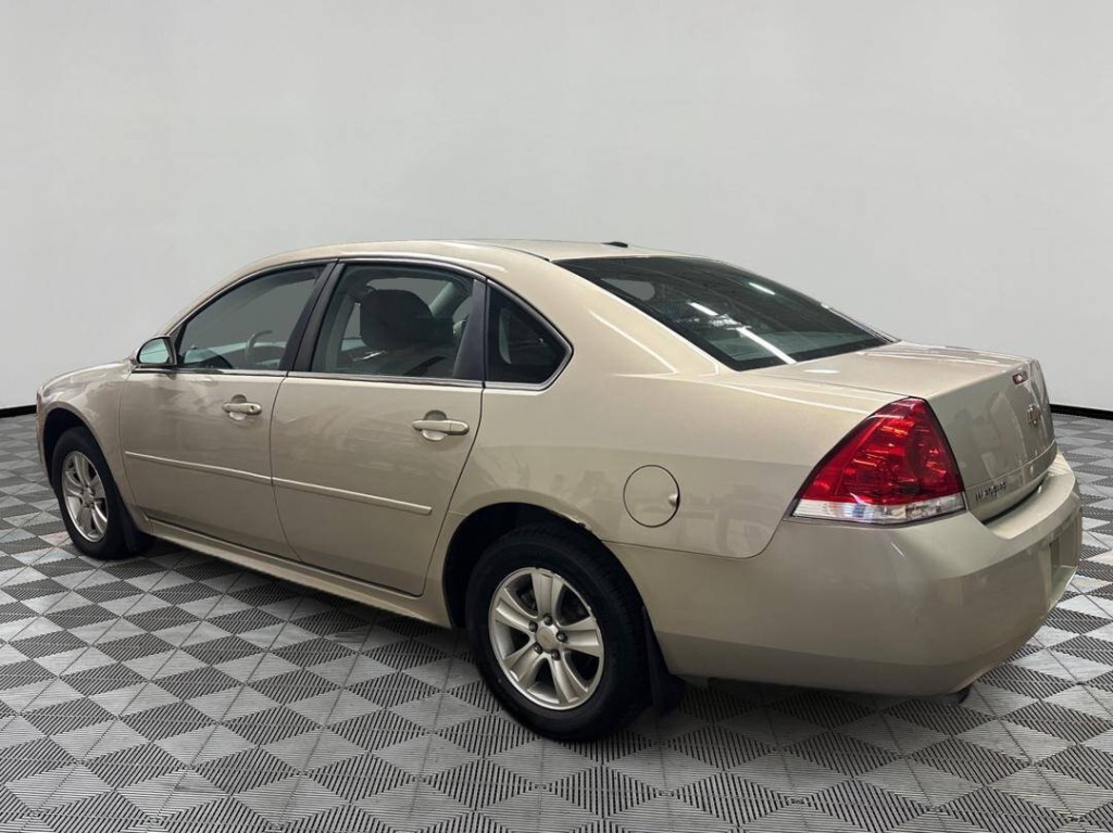 2012 Chevrolet Impala Image 4