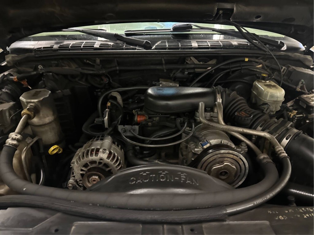 2003 Chevrolet S10 Image 11
