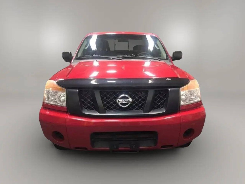 2010 Nissan Titan Image 6