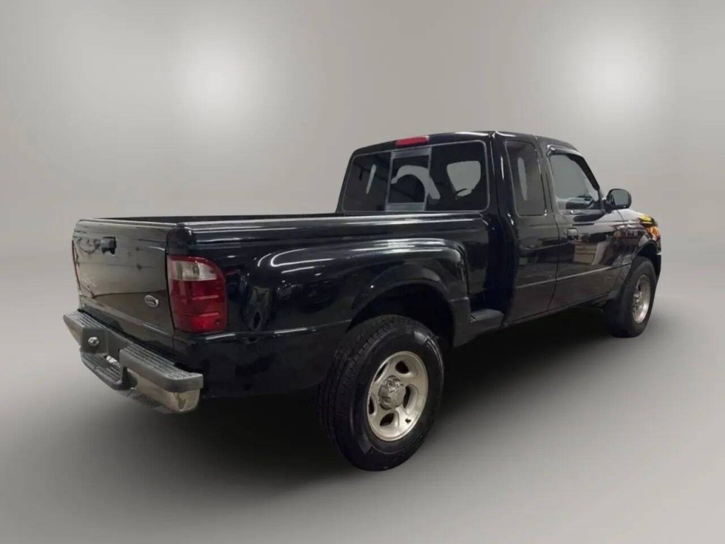 2003 Ford Ranger Image 3