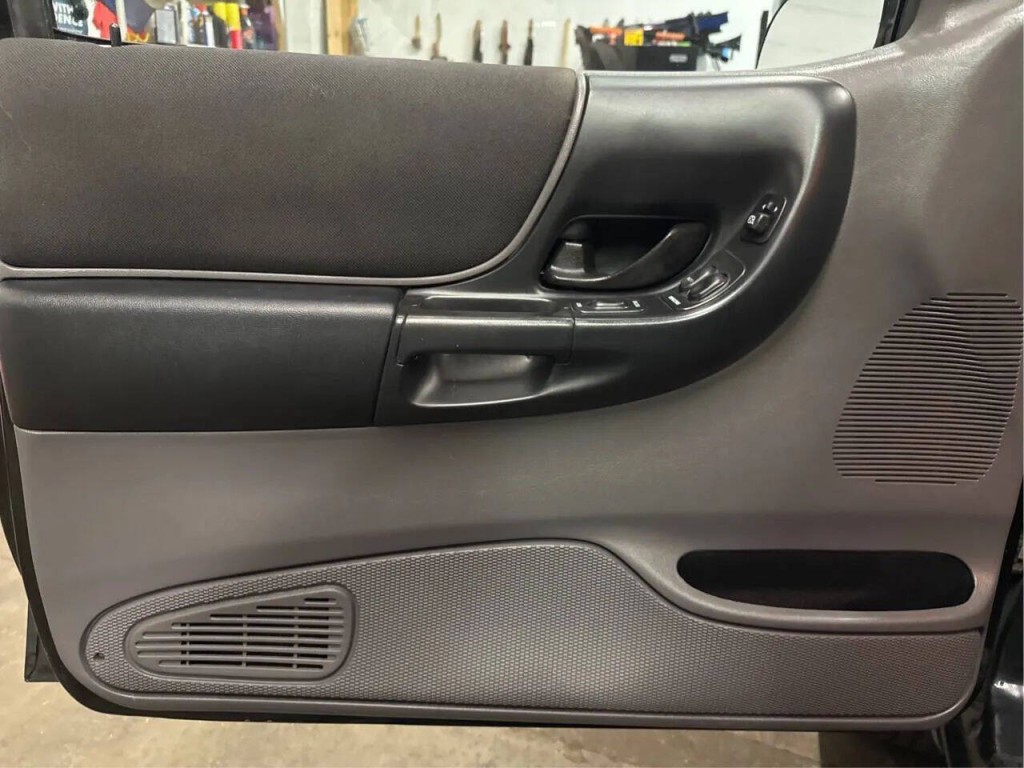 2003 Ford Ranger Image 13