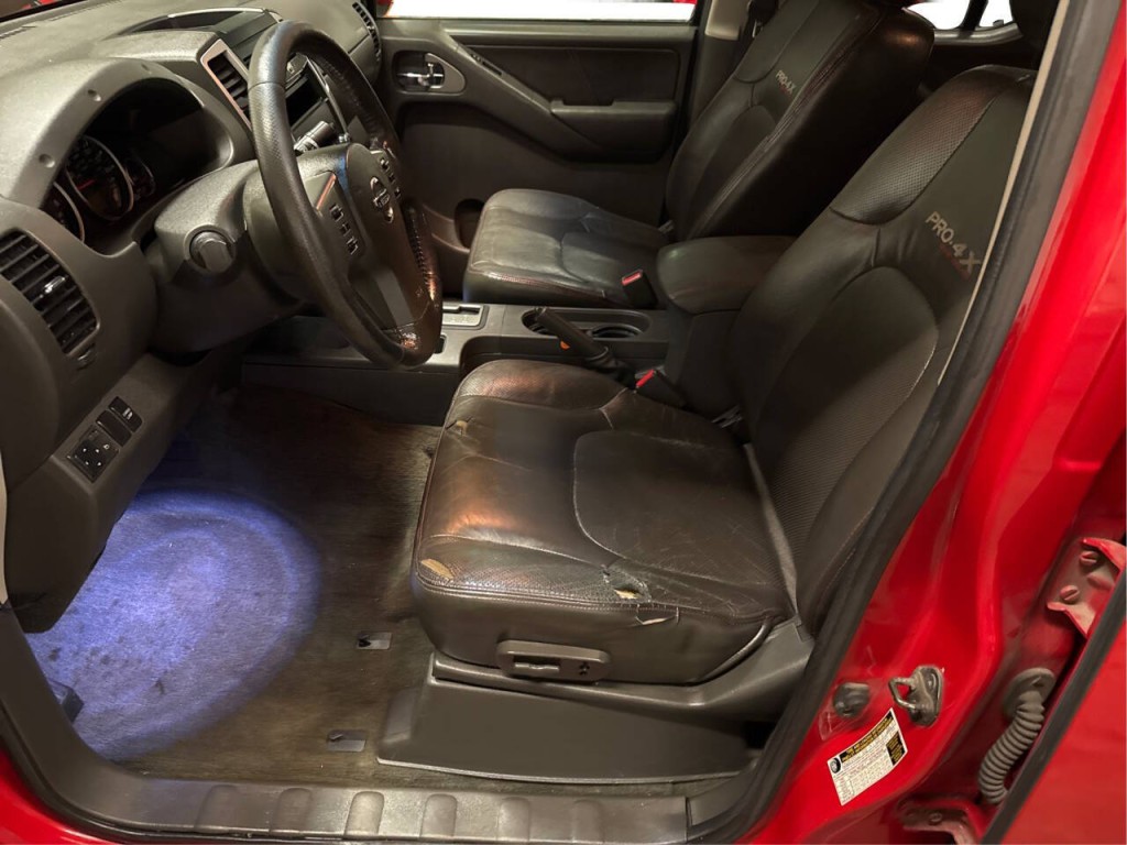 2009 Nissan Frontier Image 9