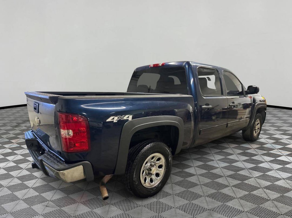 2008 Chevrolet Silverado 1500 Image 2