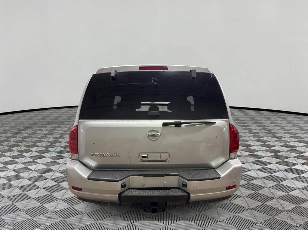 2012 Nissan Armada Image 3