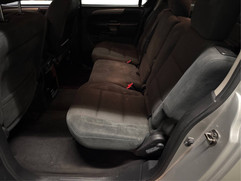 2012 Nissan Armada Image 10