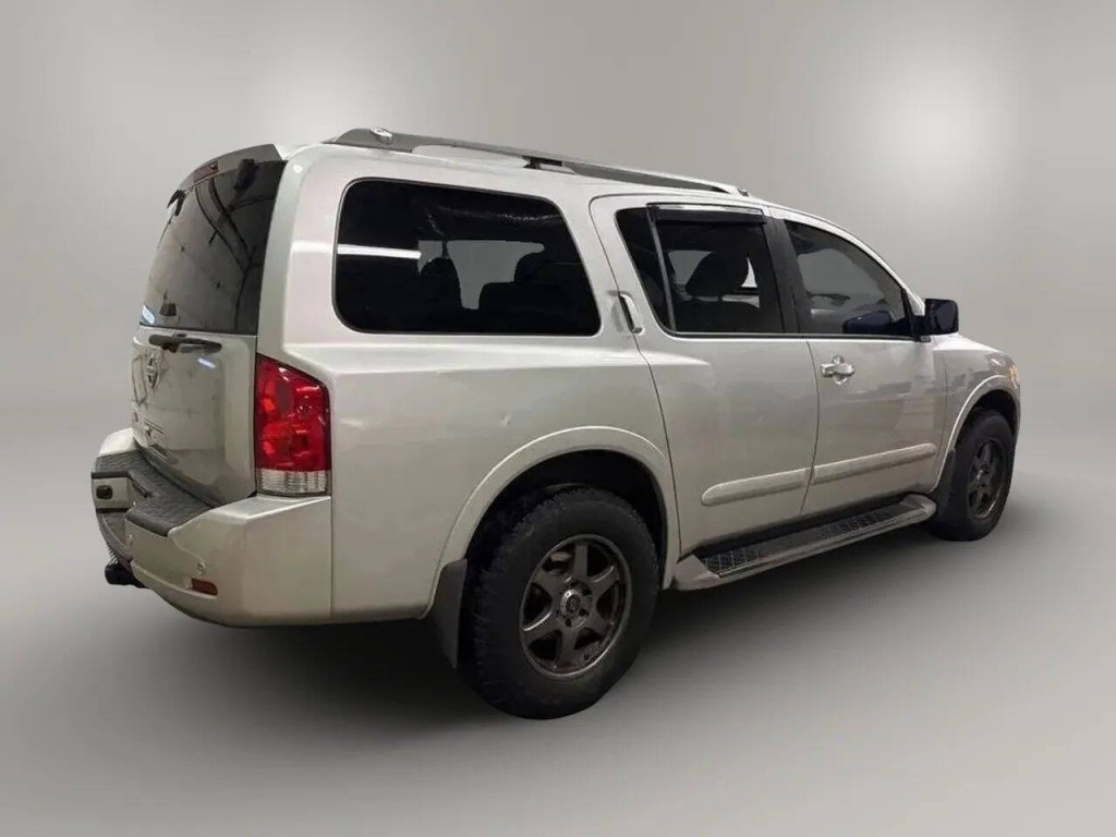 2012 Nissan Armada Image 3