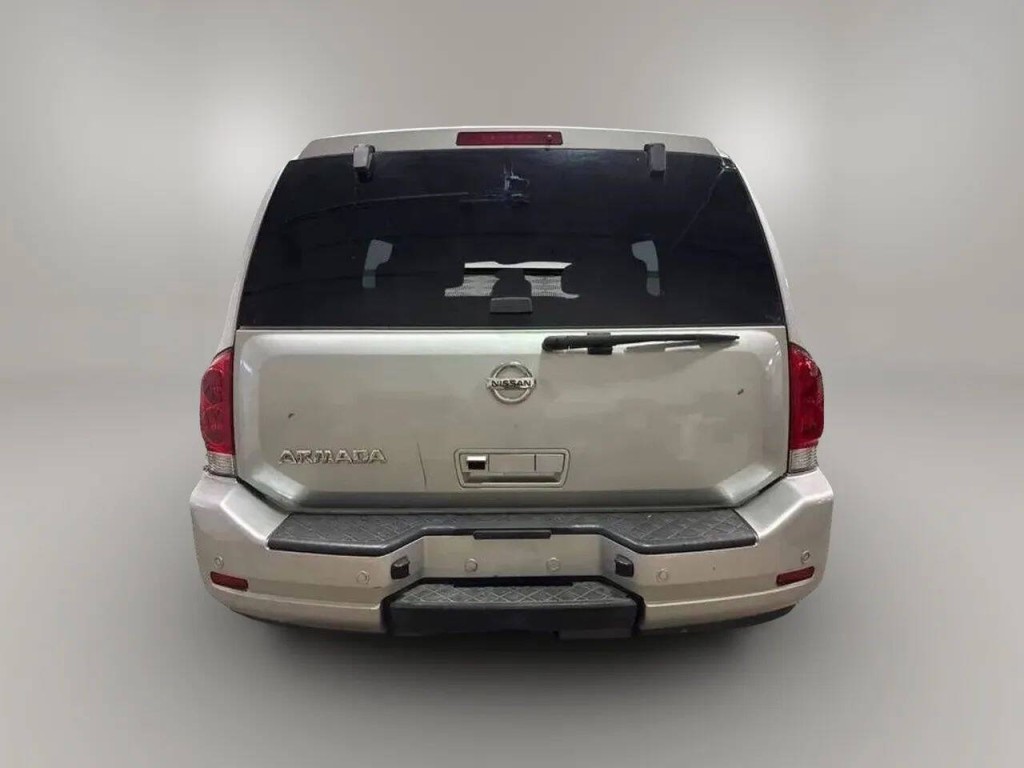 2012 Nissan Armada Image 4