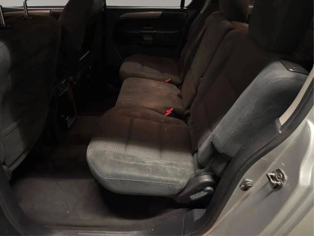2012 Nissan Armada Image 10