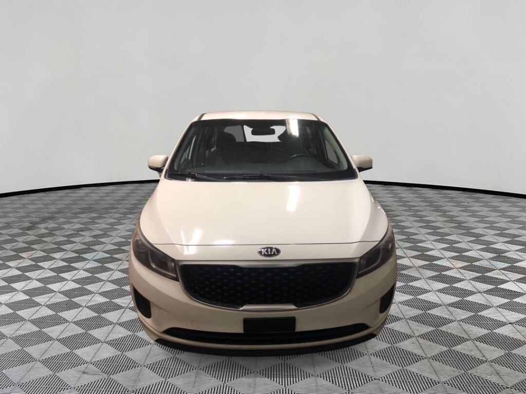 2016 Kia Sedona Image 5