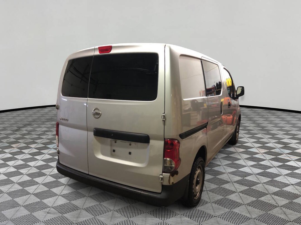 2019 Nissan NV200 Image 1