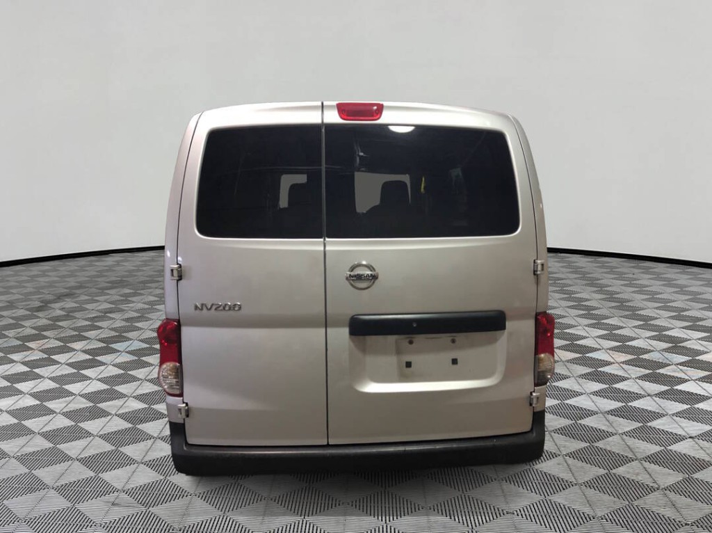 2019 Nissan NV200 Image 2
