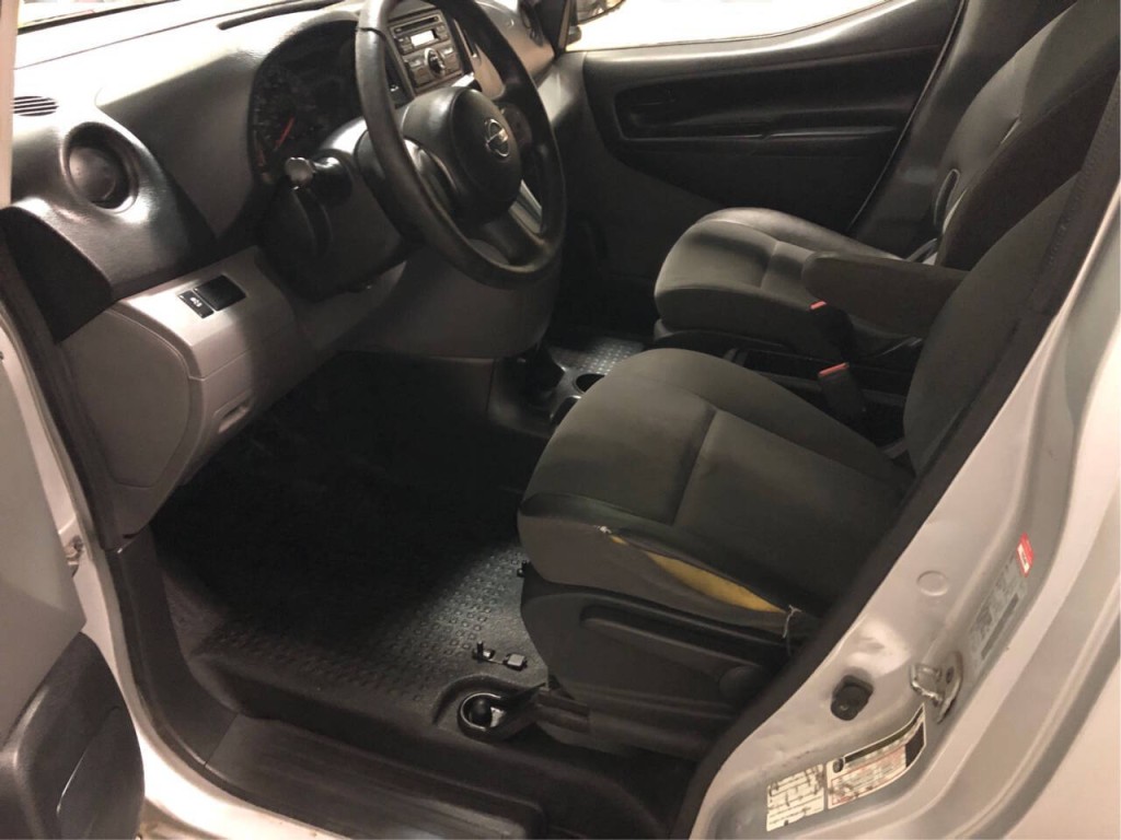 2019 Nissan NV200 Image 9