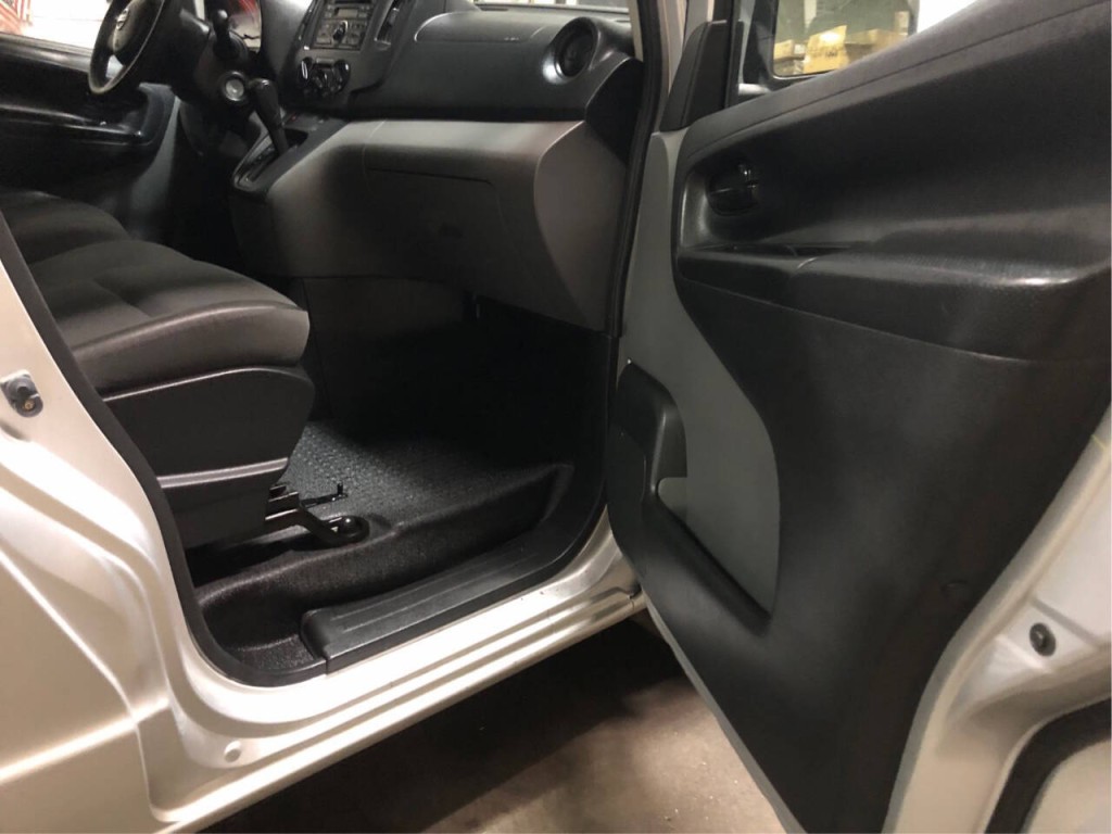 2019 Nissan NV200 Image 11