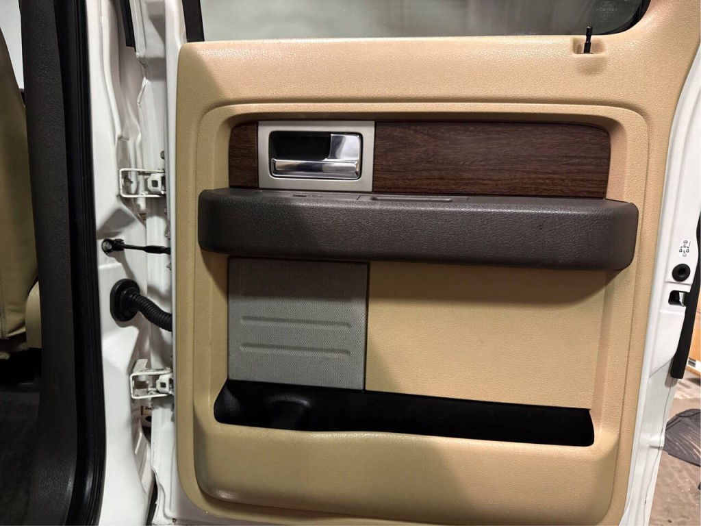 2013 Ford F-150 Image 18