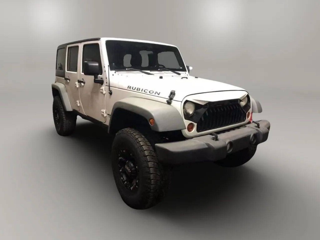 2011 Jeep Wrangler Unlimited Image 8