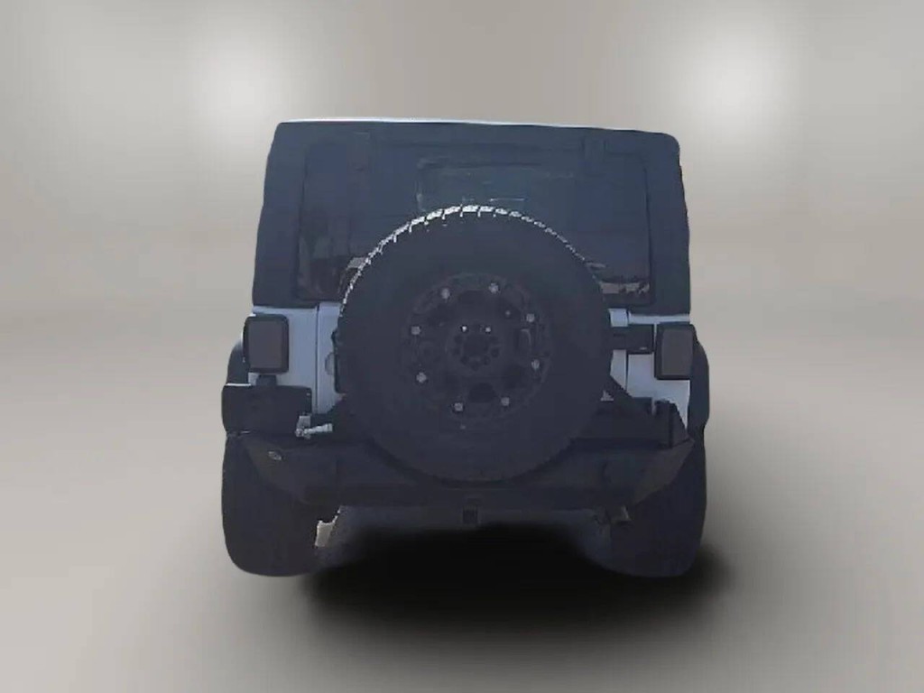 2011 Jeep Wrangler Unlimited Image 4