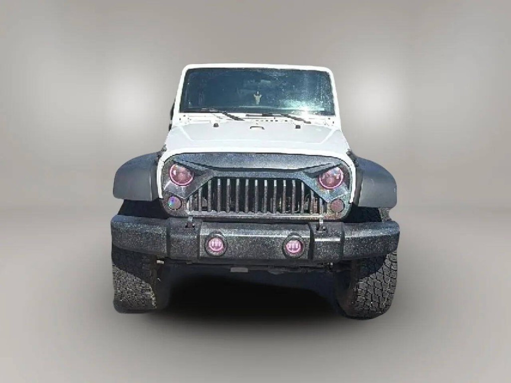 2011 Jeep Wrangler Unlimited Image 8