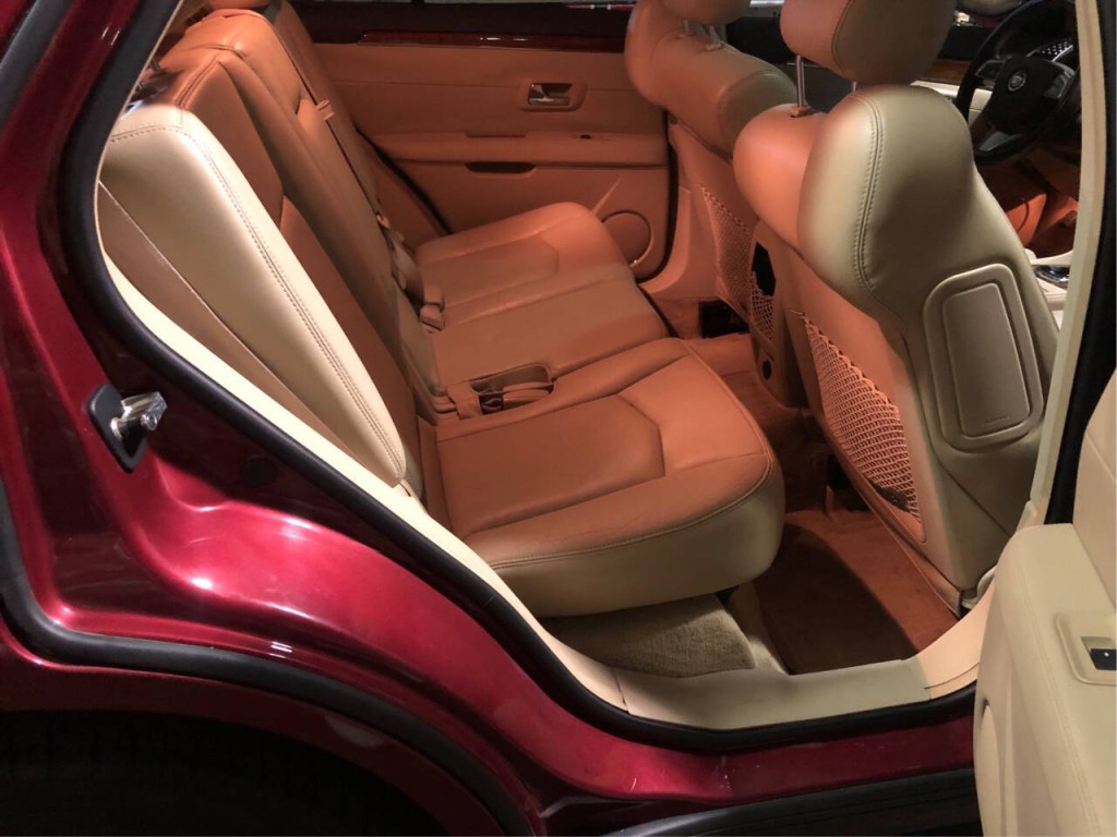 2008 Cadillac SRX Image 12