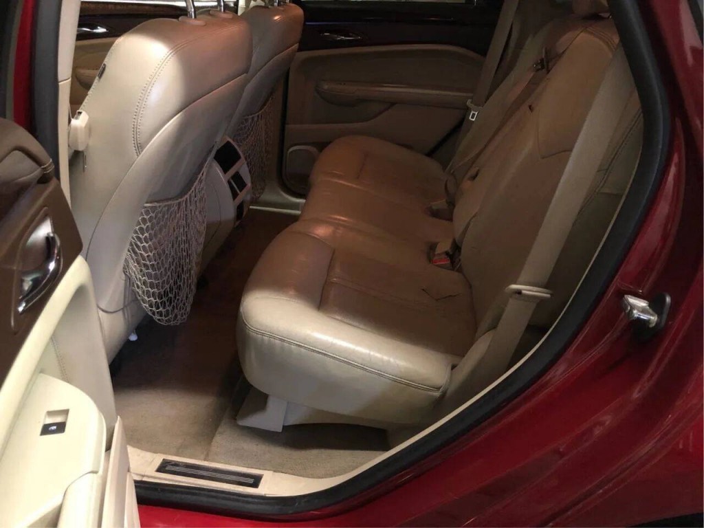 2011 Cadillac SRX Image 9