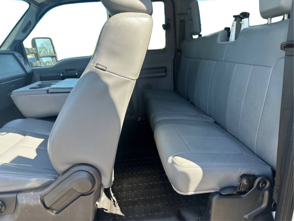 2015 Ford F-350 Image 10