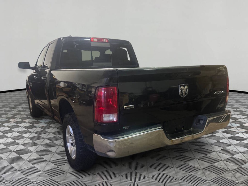 2016 RAM 1500 Image 3