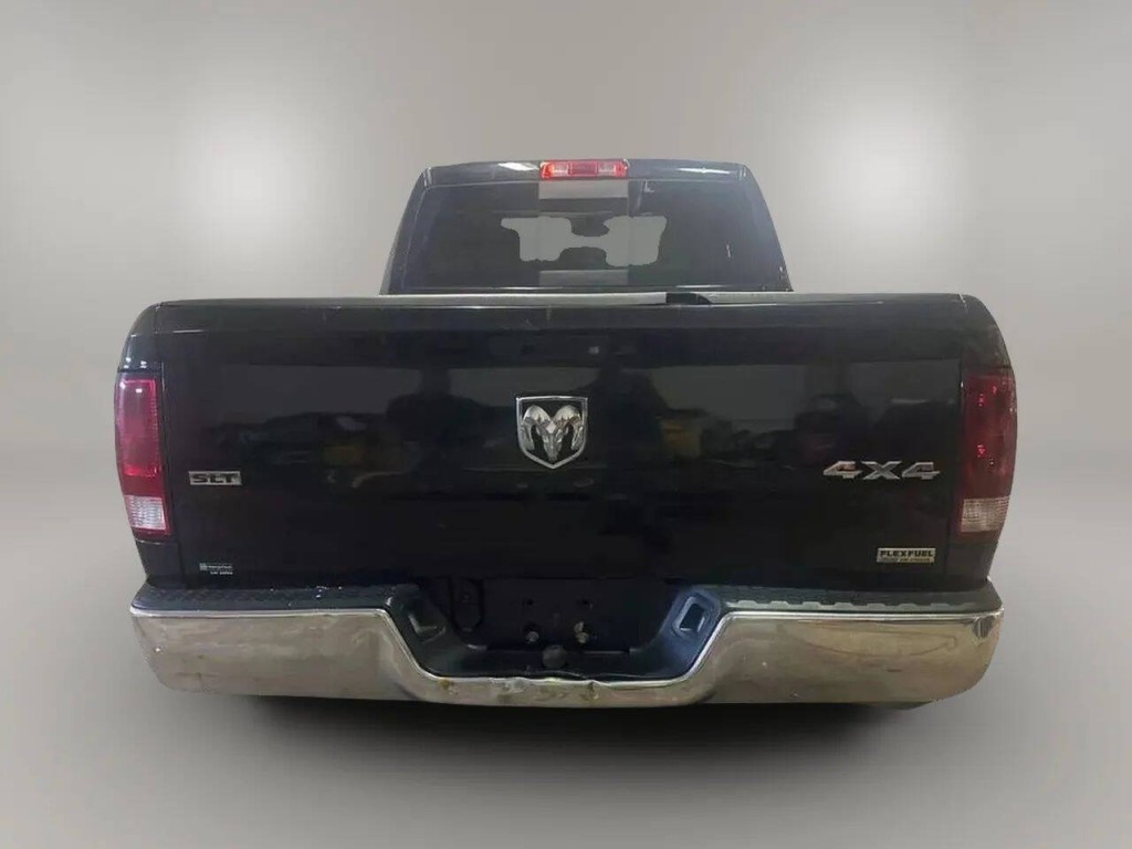 2016 RAM 1500 Image 3