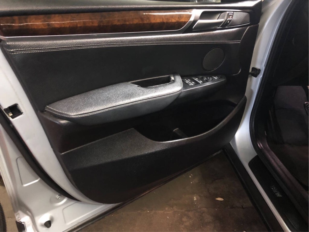 2015 BMW X3 Image 15
