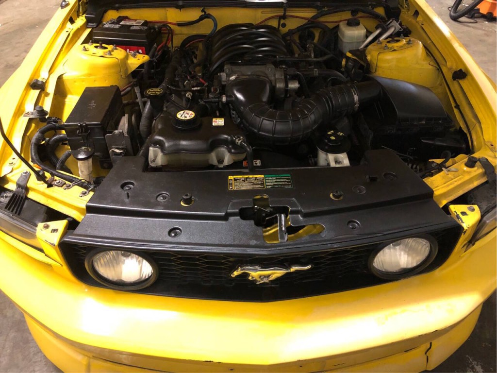 2006 Ford Mustang Image 12
