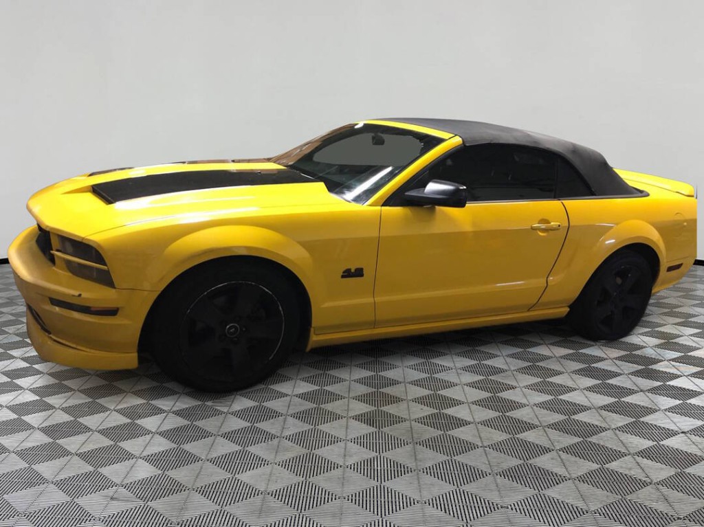 2006 Ford Mustang Image 5