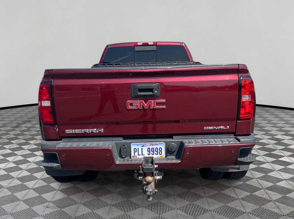 2015 GMC Sierra 3500 Image 3