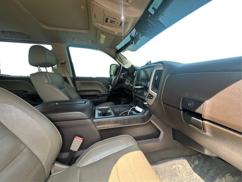 2015 GMC Sierra 3500 Image 14