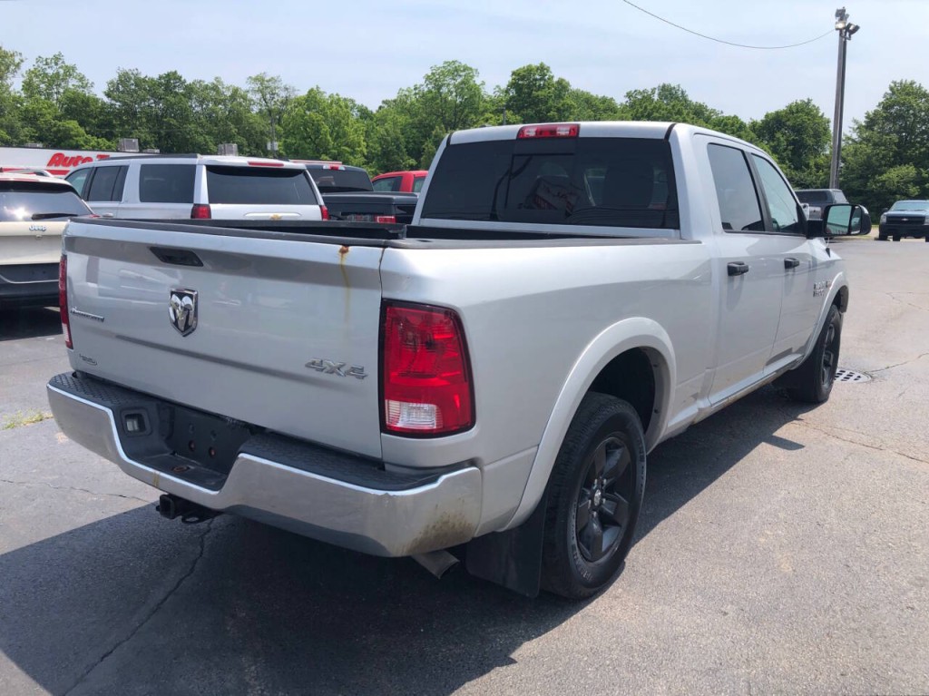 2015 RAM 1500 Image 2