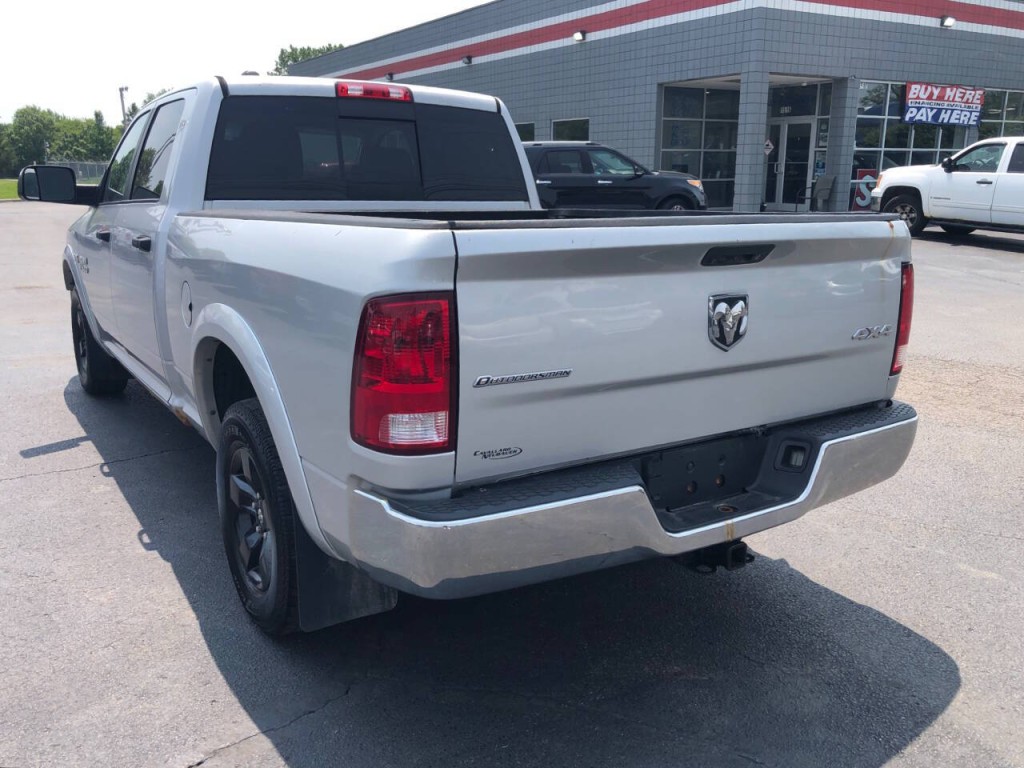 2015 RAM 1500 Image 4