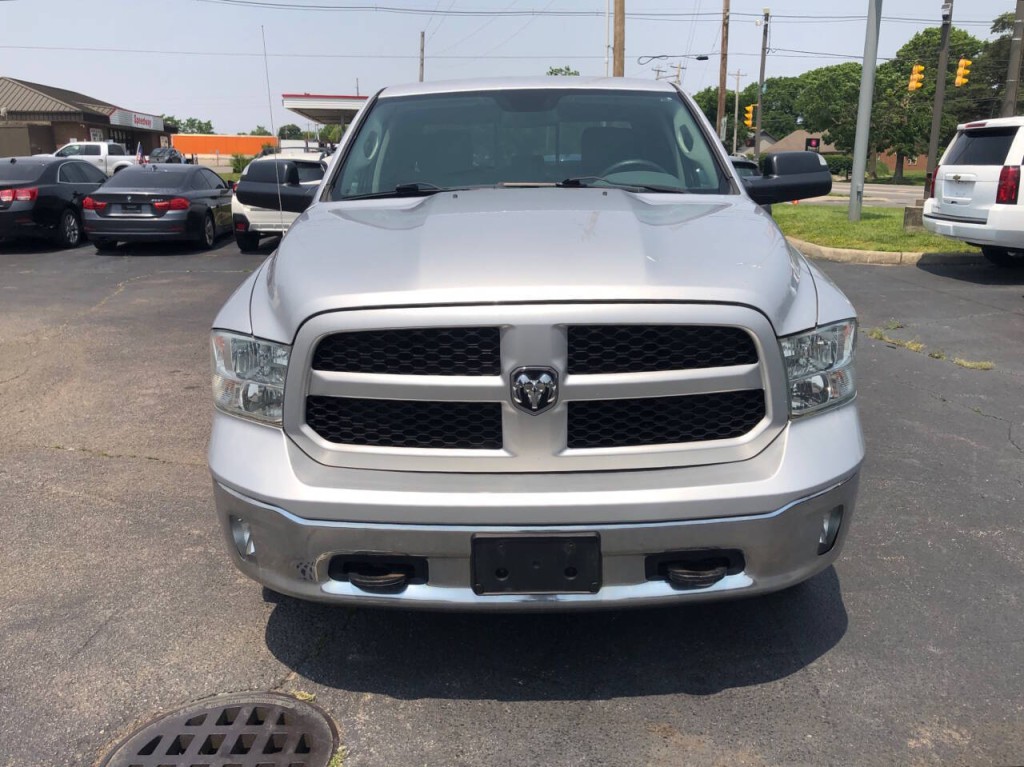 2015 RAM 1500 Image 7