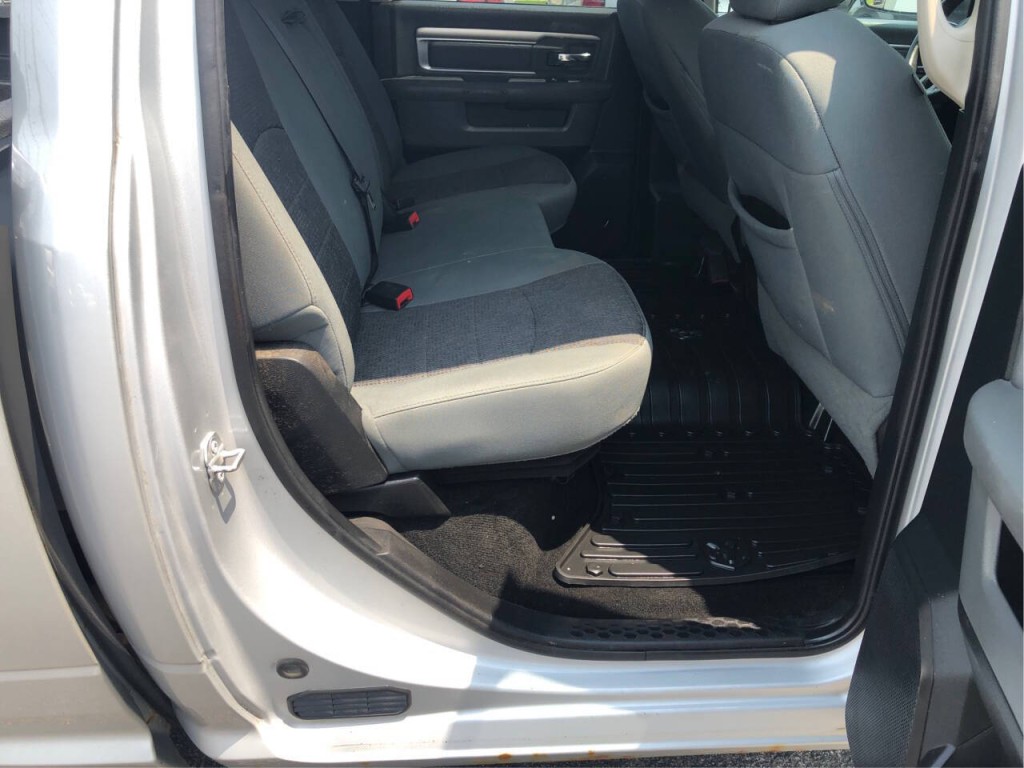 2015 RAM 1500 Image 13