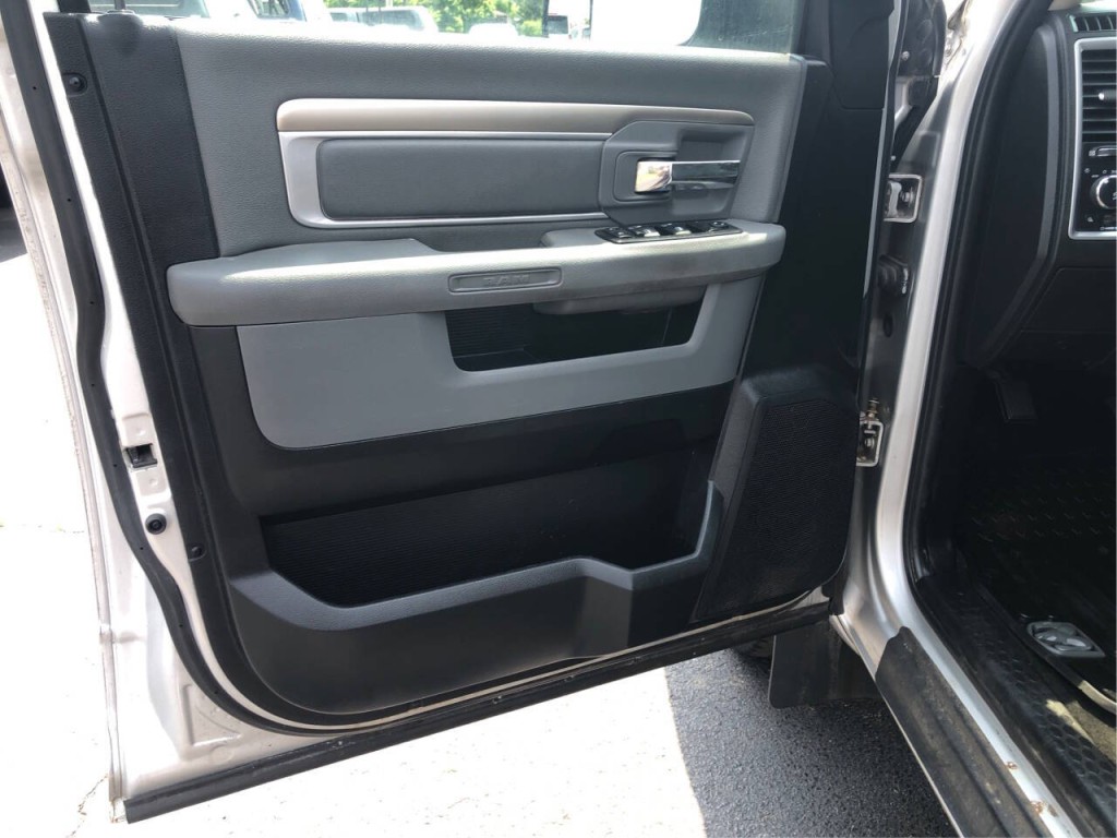 2015 RAM 1500 Image 15
