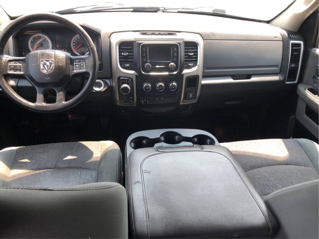 2015 RAM 1500 Image 17