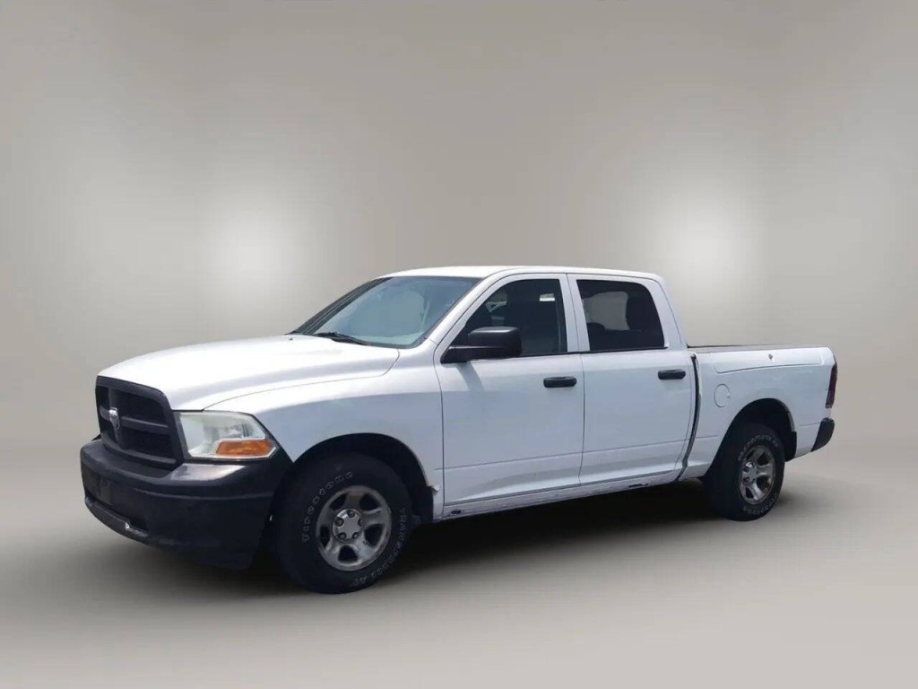 2012 RAM 1500 Image 2