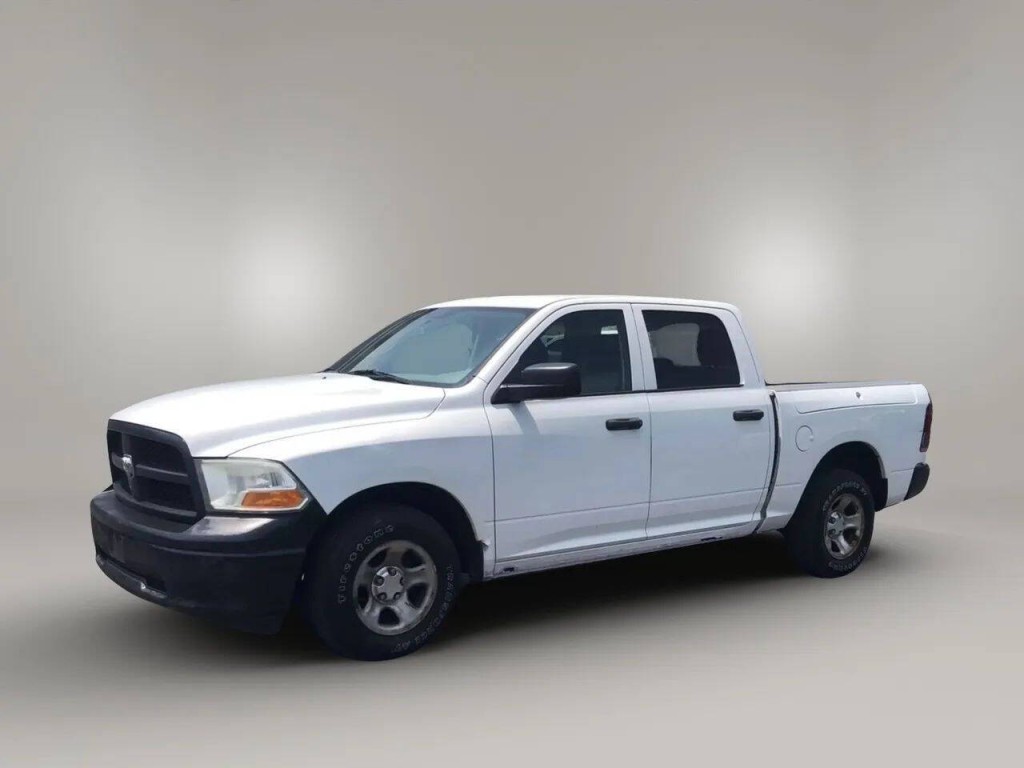 2012 RAM 1500 Image 3