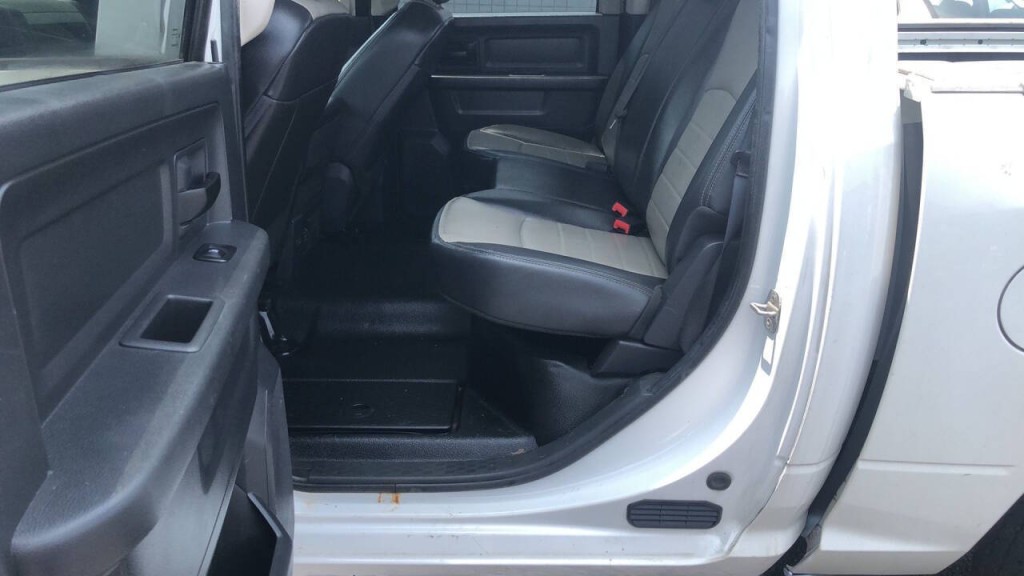 2012 RAM 1500 Image 16